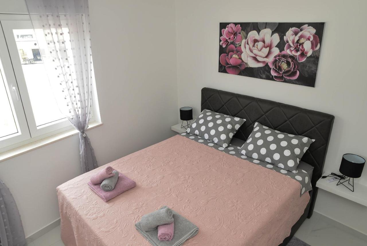 Apartment Laura Zadar Exterior foto