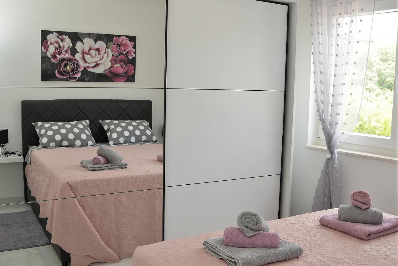 Apartment Laura Zadar Exterior foto